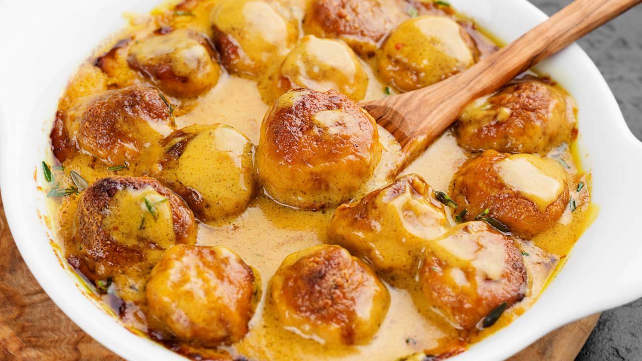 CHICKEN MEATBALLS w Lemon Saffron Sauce / Homemade - frozen item