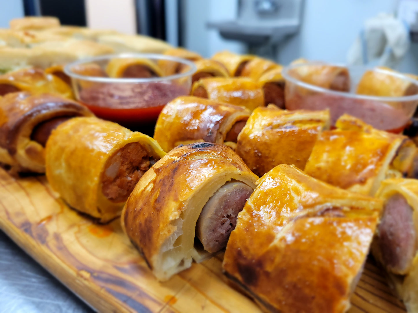 ITALIAN SAUSAGE ROLL / Homemade - Frozen Item